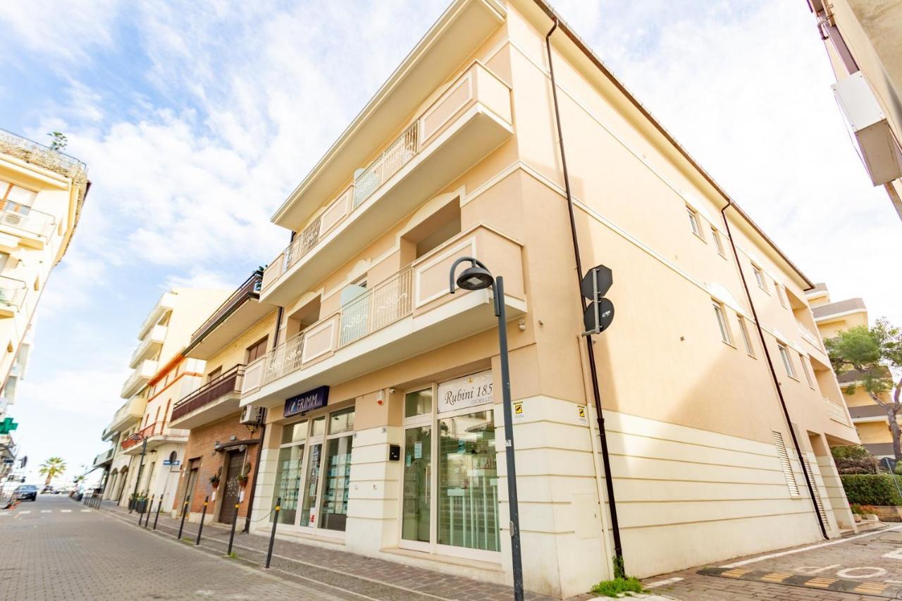 Corallo 1P - Palazzina Laura Myho Casa Торторето Экстерьер фото